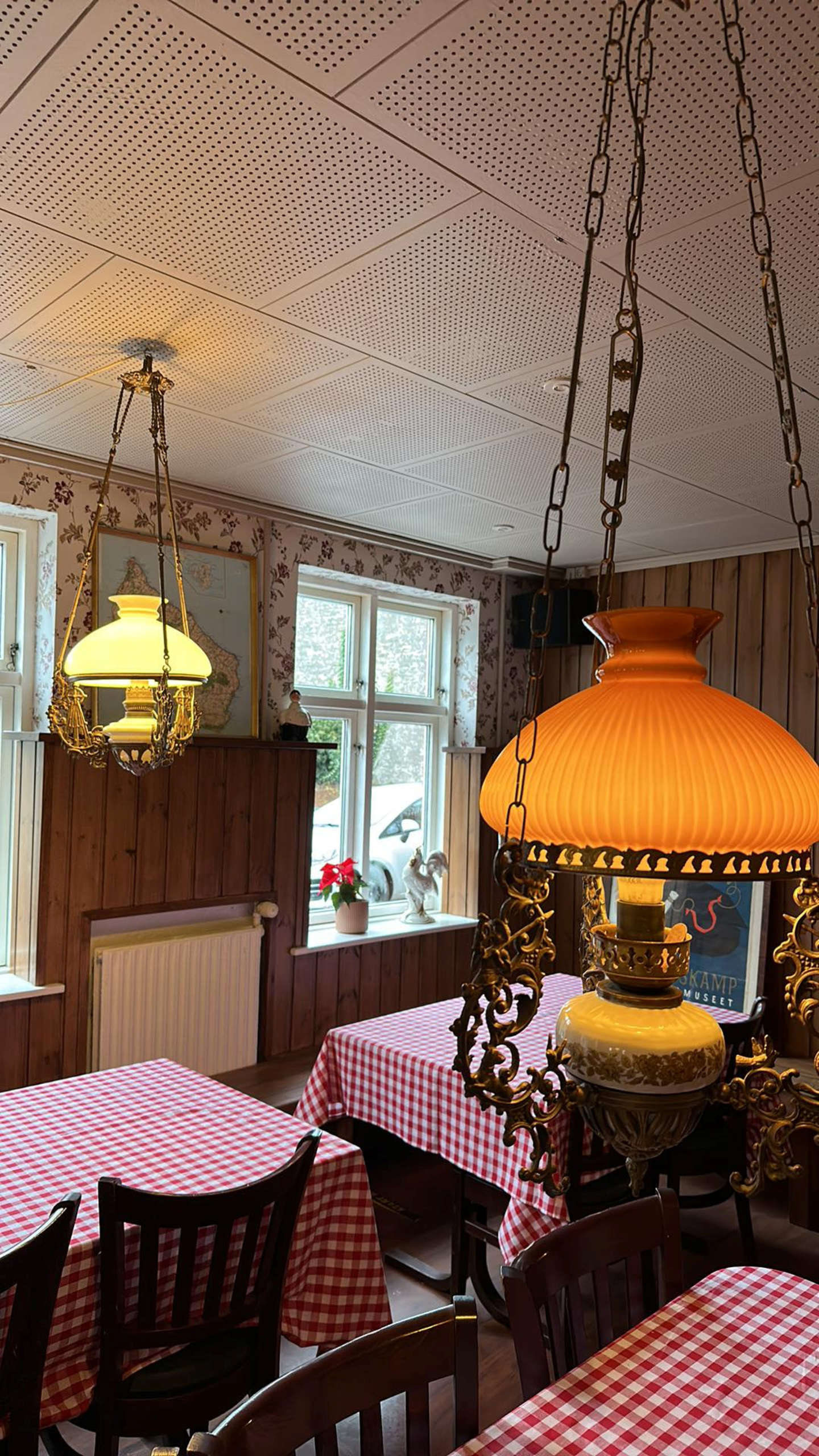 Den Gyldne Hane er igen klar med stegt flsk