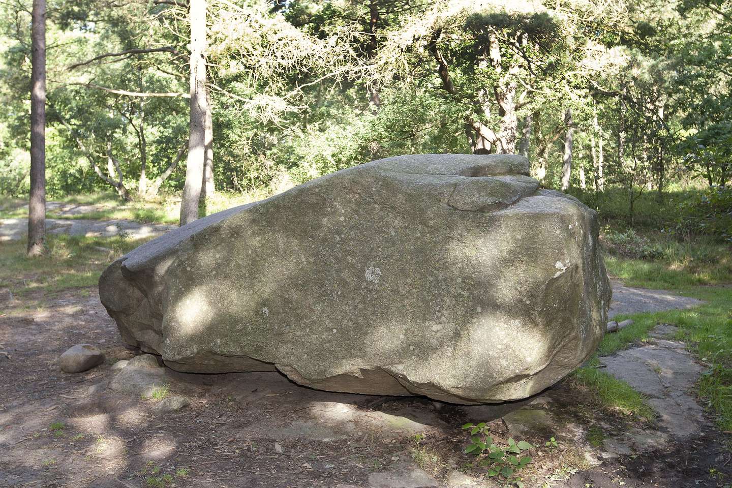 Find Bornholms magiske rokkestene