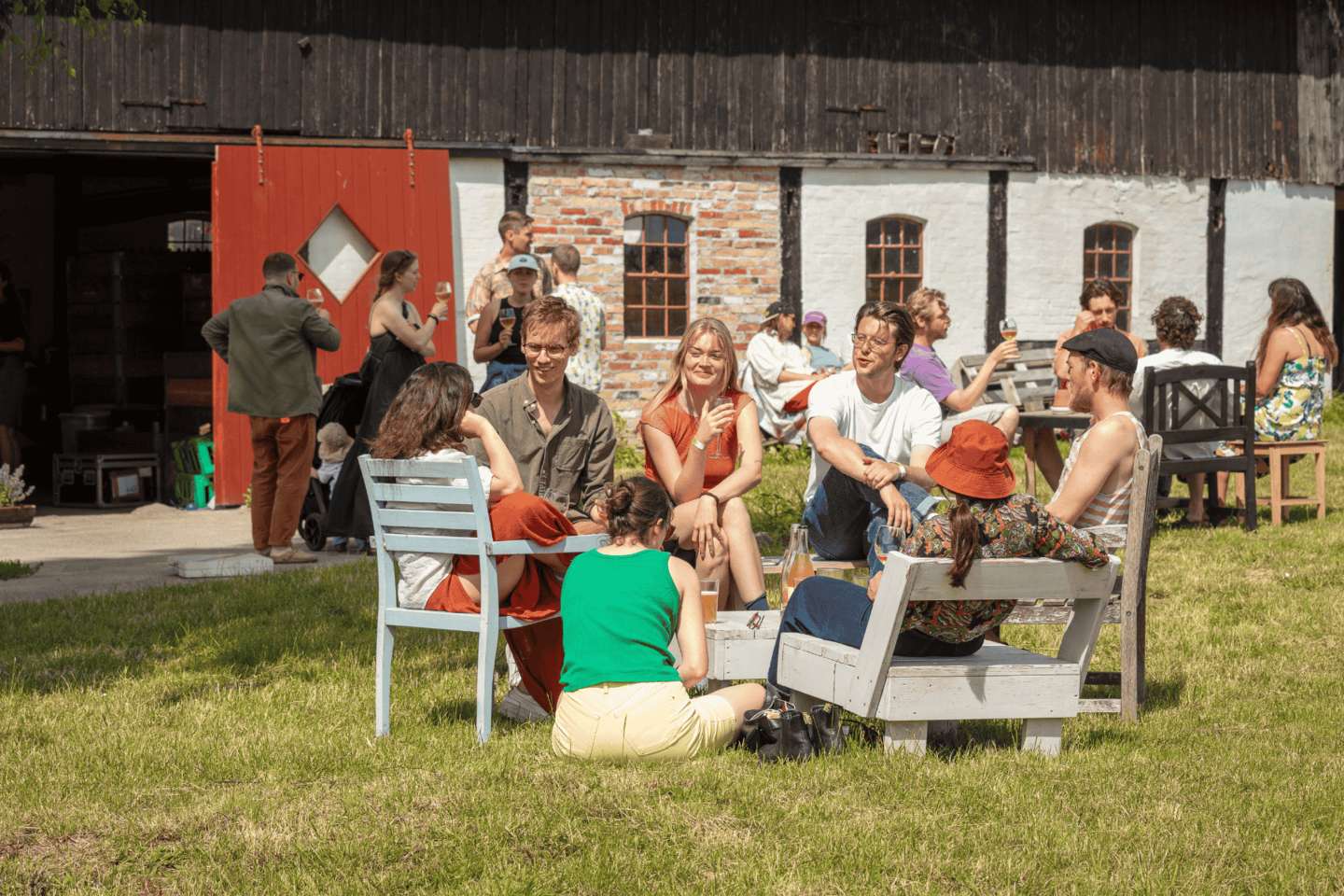 Sommer, cider og samv�r i bakkerne