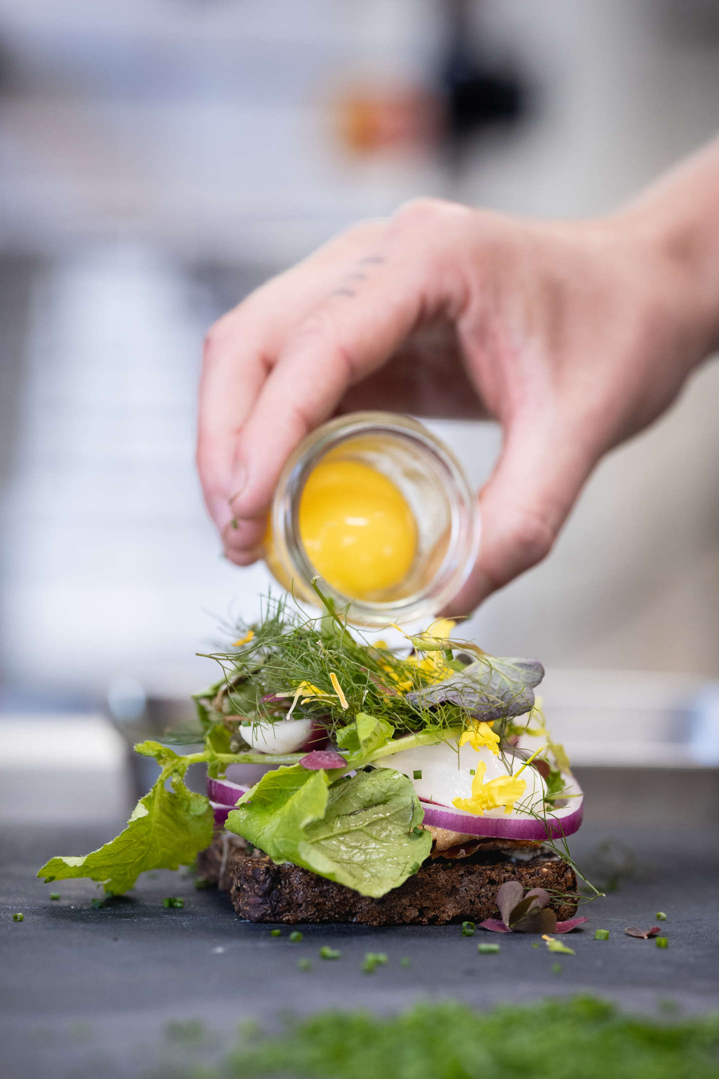 Middag med udsigt til solnedgang og Svaneke Havn